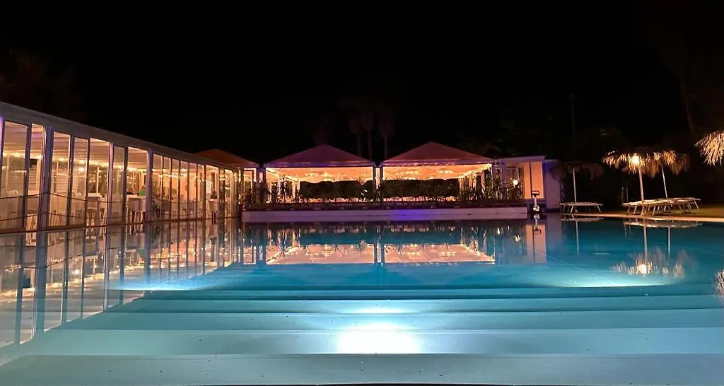Valle Di Mare Country Resort Fontane Bianche 4*,  İtalya